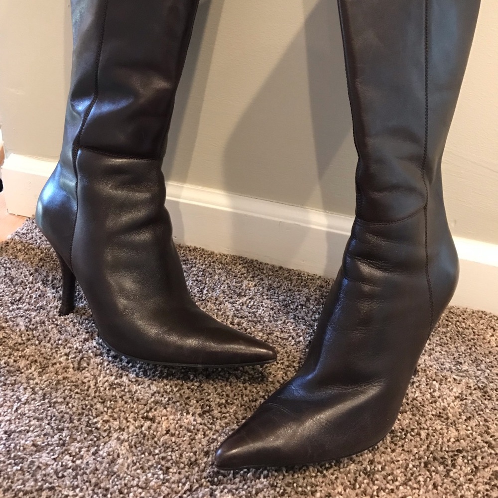 Calf length chocolate brown boots